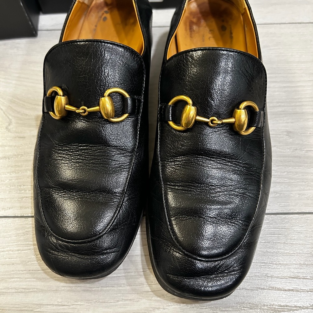 Gucci Black Leather Loafers with Horsebit